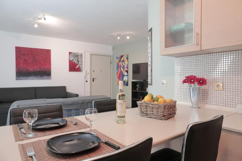 5 Min From Papageorgiou Free Indoor Parking Διαμέρισμα Θεσσαλονίκη Εξωτερικό φωτογραφία